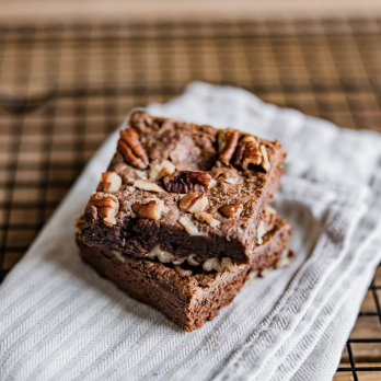 Bio-Dinkel-Pecannuss-Brownie, vegan, 2 Stück