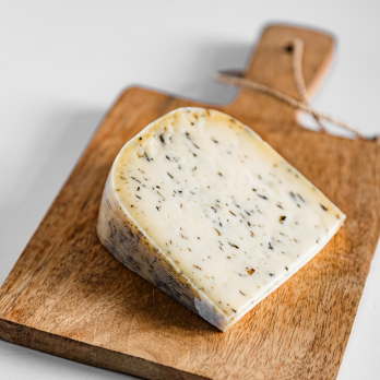 Käse im Stück, Gouda Knoblauch Basilikum