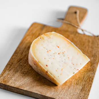 Käse im Stück, Gouda Tomate/Oregano/Paprika