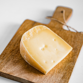 Käse im Stück, Gouda mittelalt/pikant